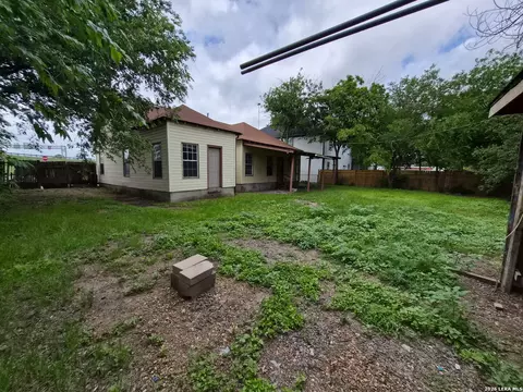 119 E Drexel Ave, San Antonio, TX 78210