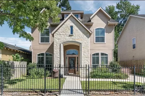 1332 Dorothy St, Houston, TX 77008