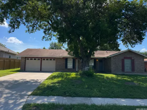 12726 El Sendero St, San Antonio, TX 78233