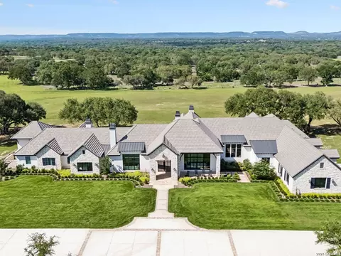 820 Fm 3351, Boerne, TX 78006