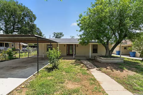 212 Djenadi Dr, Pleasanton, TX 78064