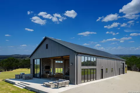 502 Waring Welfare, Boerne, TX 78006