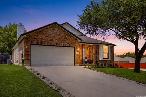 8787 Laurel Canyon Dr, Universal City, TX 78148