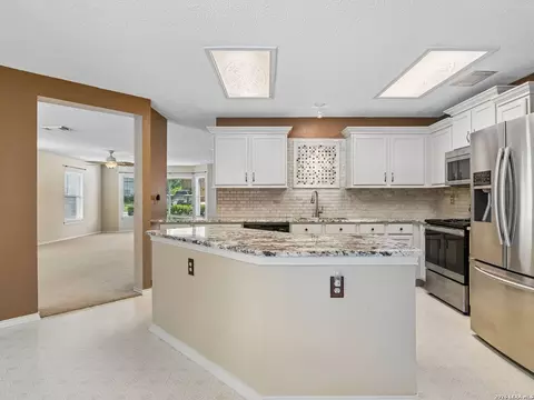 2138 Encanto Rdg, San Antonio, TX 78230