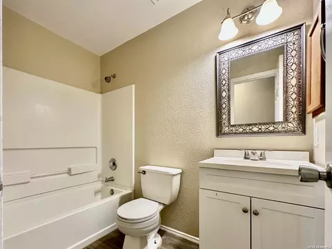 Bath - 105 Willow Path, Cibolo, TX 78108 photo 1 of 3