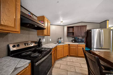 Kitchen - 4434 Tiera, Von Ormy, TX 78073 photo 2 of 2