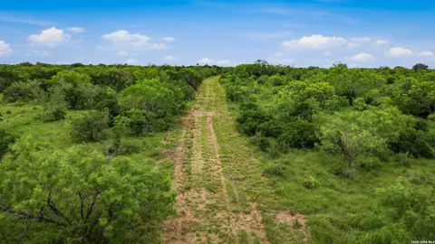 9803 Fm 1796, Dhanis, TX 78850