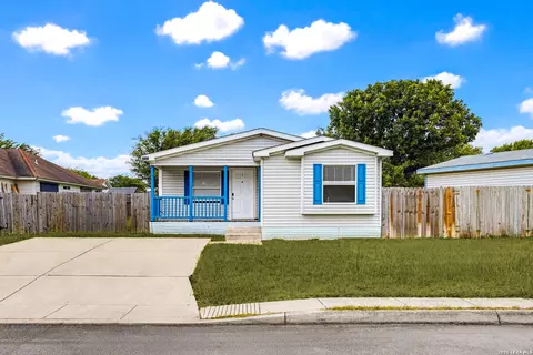 6018 Bear Mdw, San Antonio, TX 78222