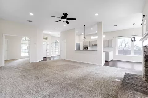 4903 Lakebend East Dr, San Antonio, TX 78244