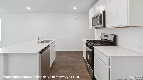 4234 Common Sage, Von Ormy, TX 78073 photo 6