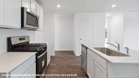 4234 Common Sage, Von Ormy, TX 78073 photo 8