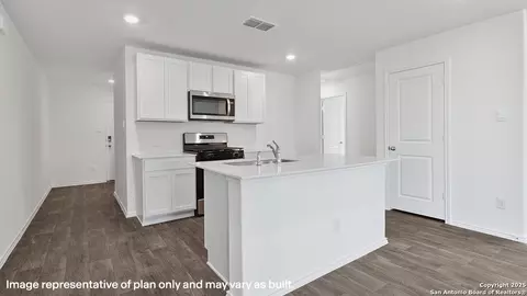 4234 Common Sage, Von Ormy, TX 78073 photo 3