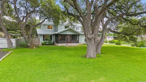 Exterior - 701 River Rd, Blanco, TX 78606 photo 2 of 11