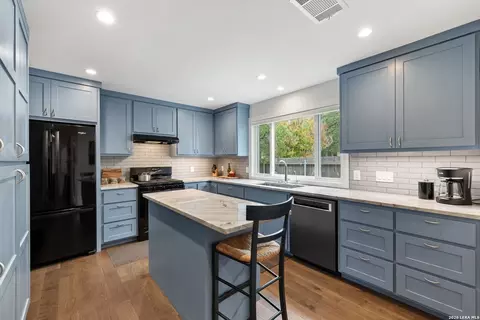 Kitchen - 701 River Rd, Blanco, TX 78606 photo 3 of 3