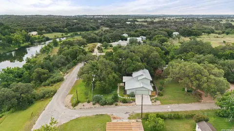 View/Area - 701 River Rd, Blanco, TX 78606 photo 4 of 7