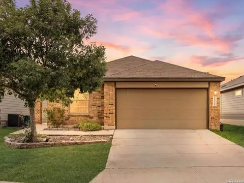 5911 Bridle Bnd, San Antonio, TX 78218