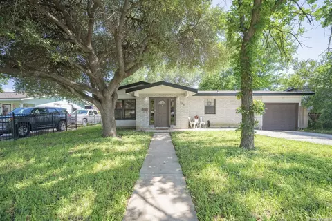 226 Edge Ave, San Antonio, TX 78223