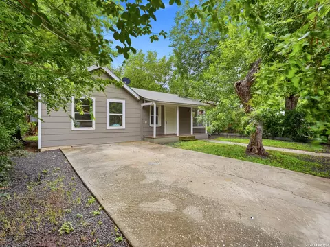 720 Chickering Ave, San Antonio, TX 78210