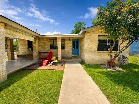 402 Chipinque, San Antonio, TX 78237