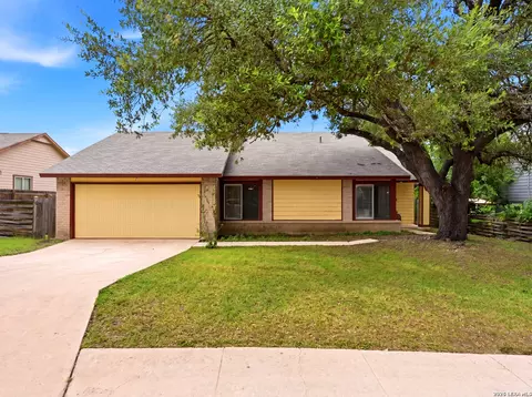 6104 Cloudy Rdg, San Antonio, TX 78247