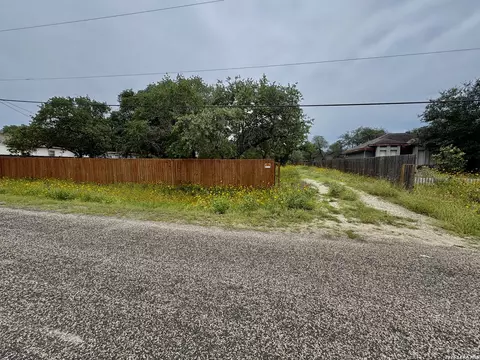 22847 Black Cherry, Elmendorf, TX 78112