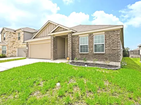 447 Agave Flats Dr, New Braunfels, TX 78130