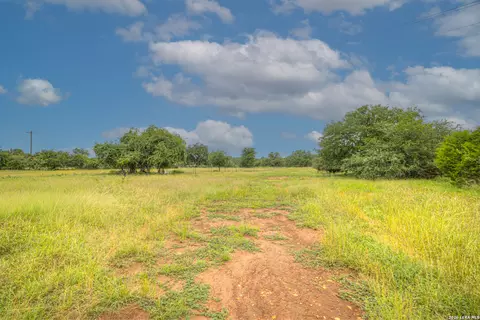 1475 Purgatory, New Braunfels, TX 78132