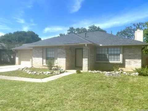 1915 Elsworthy St, San Antonio, TX 78248