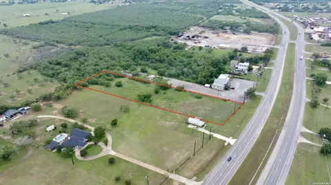 11116 Us Highway 87 S, Adkins, TX 78101