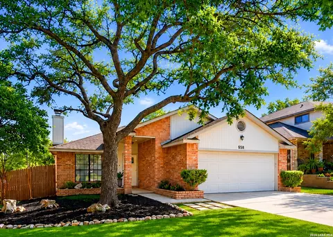 858 Amberstone, San Antonio, TX 78258