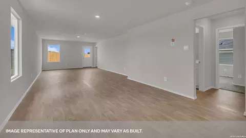 Living - 406 Wild Goose Dr, Luling, TX 78648 photo 1 of 1