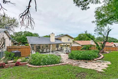 5927 Forest Rdg, San Antonio, TX 78240