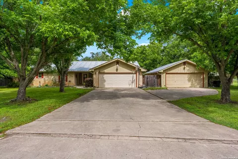 128 Tall Timber Rd, Kerrville, TX 78028