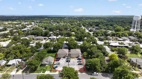 926930 Drury Ln, San Antonio, TX 78221