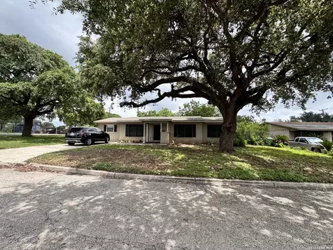 107 Sabyan Dr, San Antonio, TX 78218