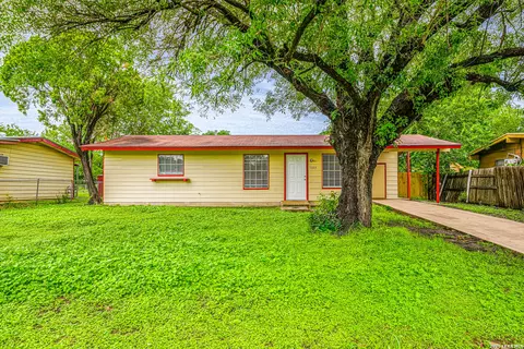 7323 Quiet Vly, San Antonio, TX 78242