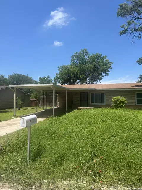 111 Postwood Dr, San Antonio, TX 78228