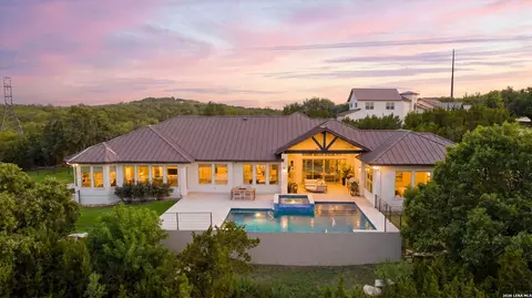 643 Menger Spgs, Boerne, TX 78006