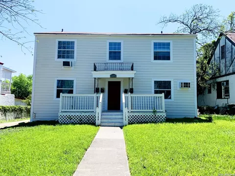 1524 W Woodlawn, San Antonio, TX 78201