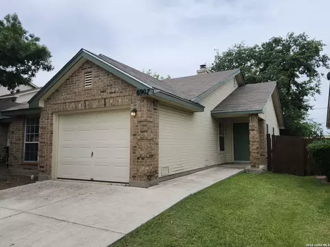 6907 Bluegrass Run, San Antonio, TX 78240