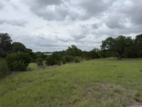 1132 Palomino, Bandera, TX 78003