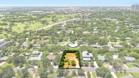 1134 Garraty Rd, Terrell Hills, TX 78209