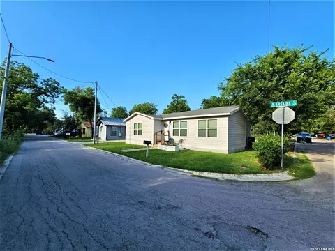 415 N Erskine, Seguin, TX 78155
