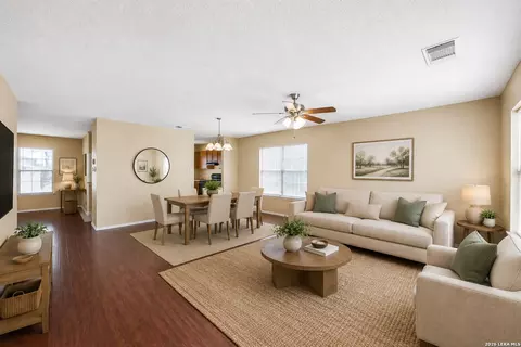 9923 Misty Plain Dr, San Antonio, TX 78245