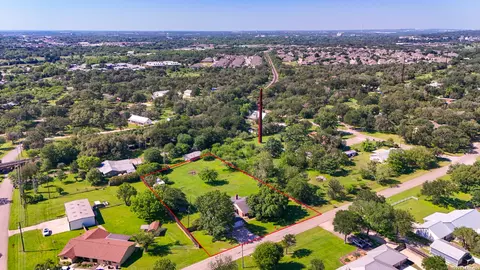 1350 Mary Preiss Dr, New Braunfels, TX 78132