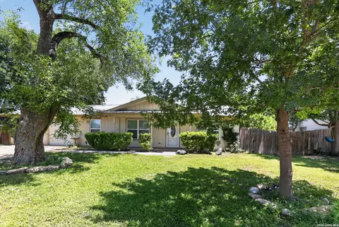5615 Brandemere Dr, San Antonio, TX 78218