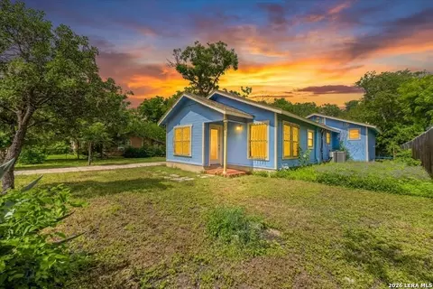 2033 SW 19th St, San Antonio, TX 78207