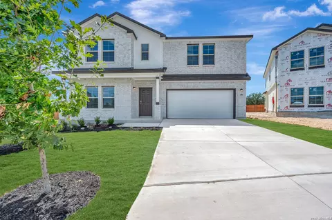 100 Stabler Sq, Mico, TX 78056