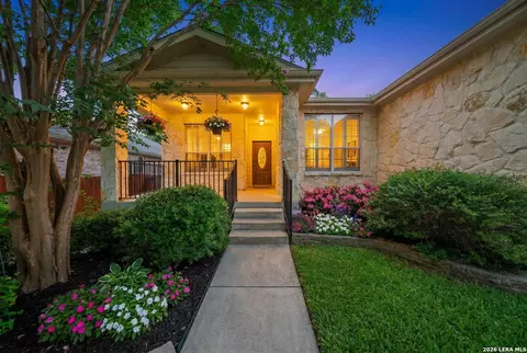 788 San Luis, New Braunfels, TX 78132