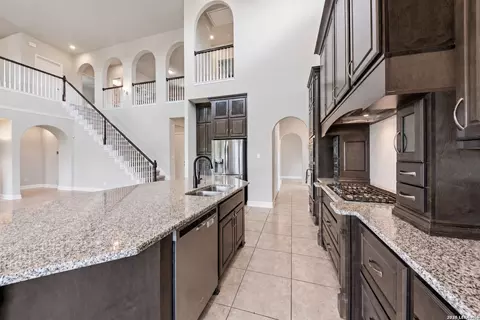 Kitchen - 18806 Canyon View Pass, Helotes, TX 78023 photo 2 of 3